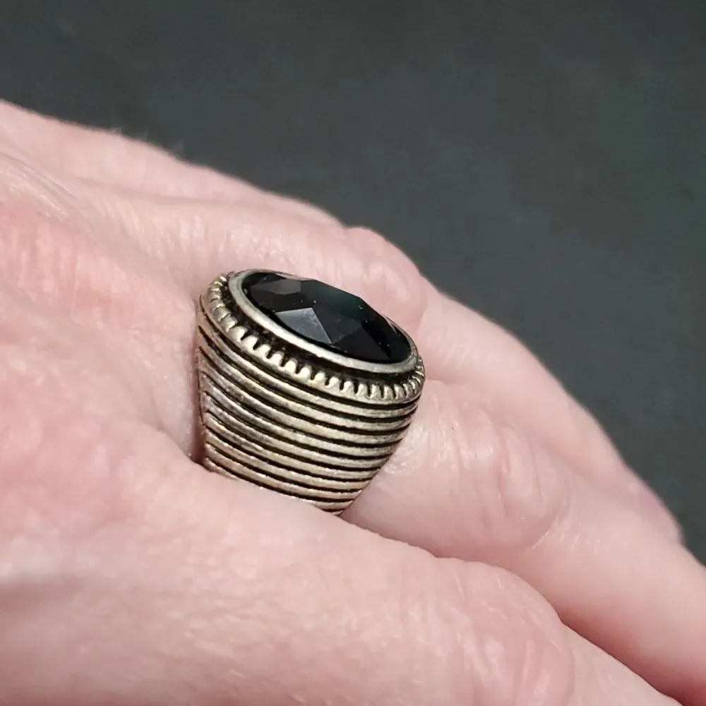 Unbranded pretty silver